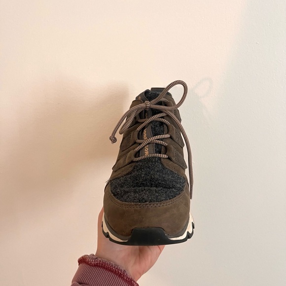 Sorel Boots - Picture 3 of 4